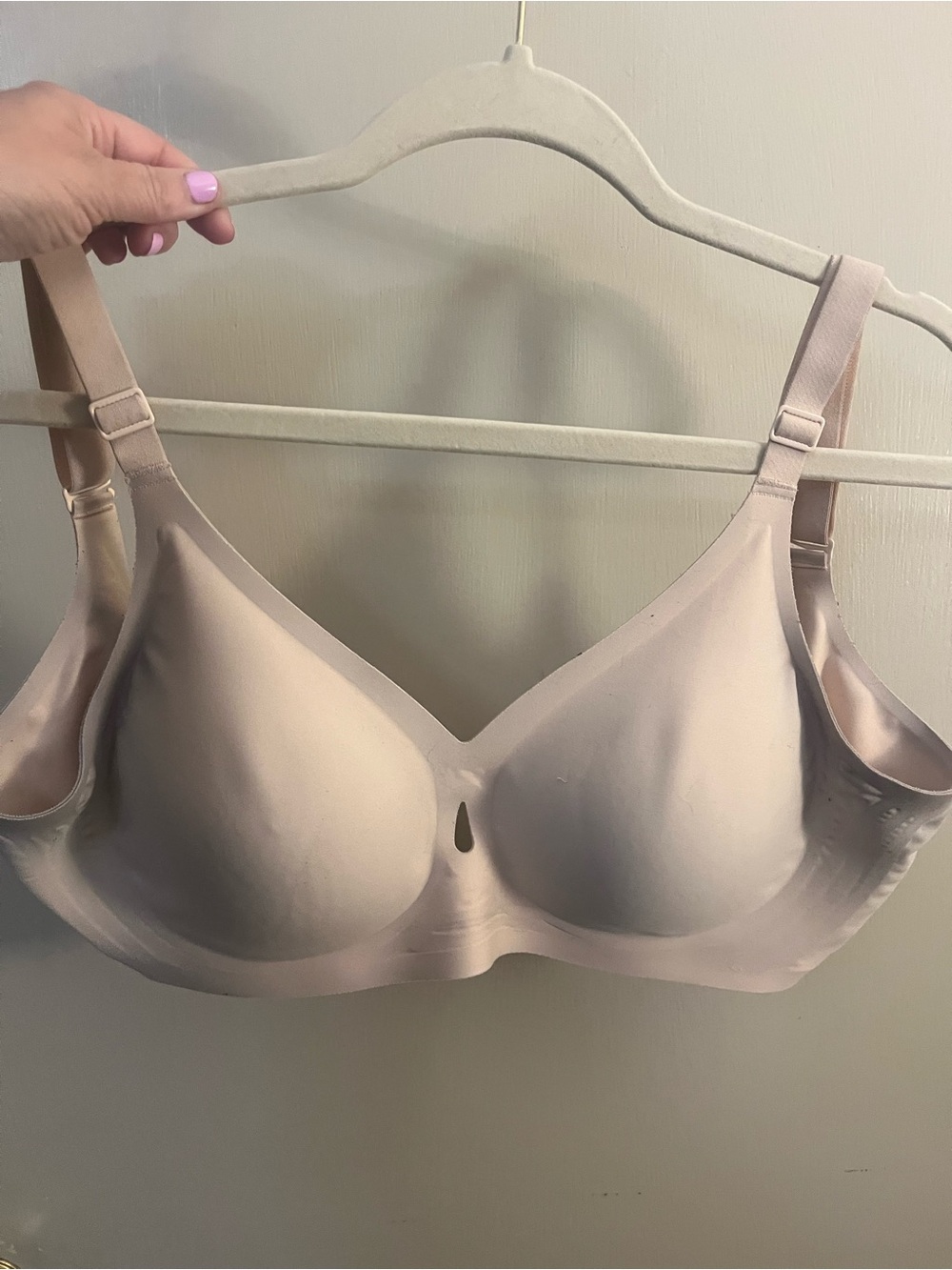 Amazon Light Blush Seamless Molded Cup Bra - Nude Pink